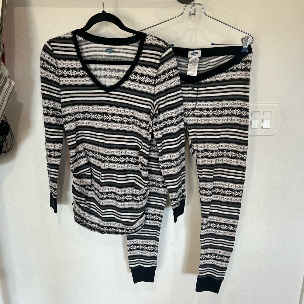 OLD NAVY • maternity thermal pajamas